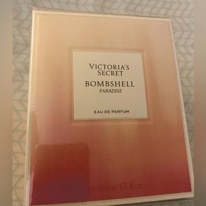 Victoria’s Secret Bombshell Paradise Perfume